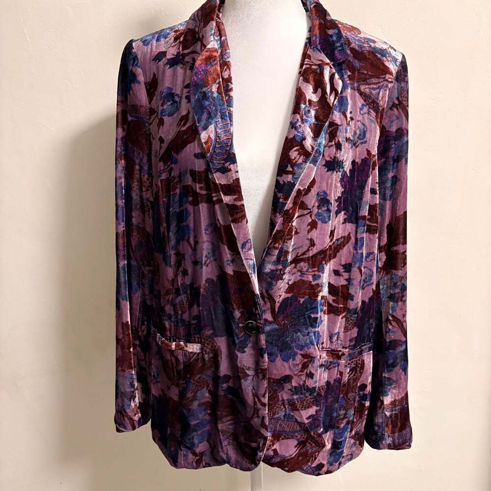 Urban Outfitters Velvet Floral Blazer Jacket L Whimsygoth Fairy Romantic NWT